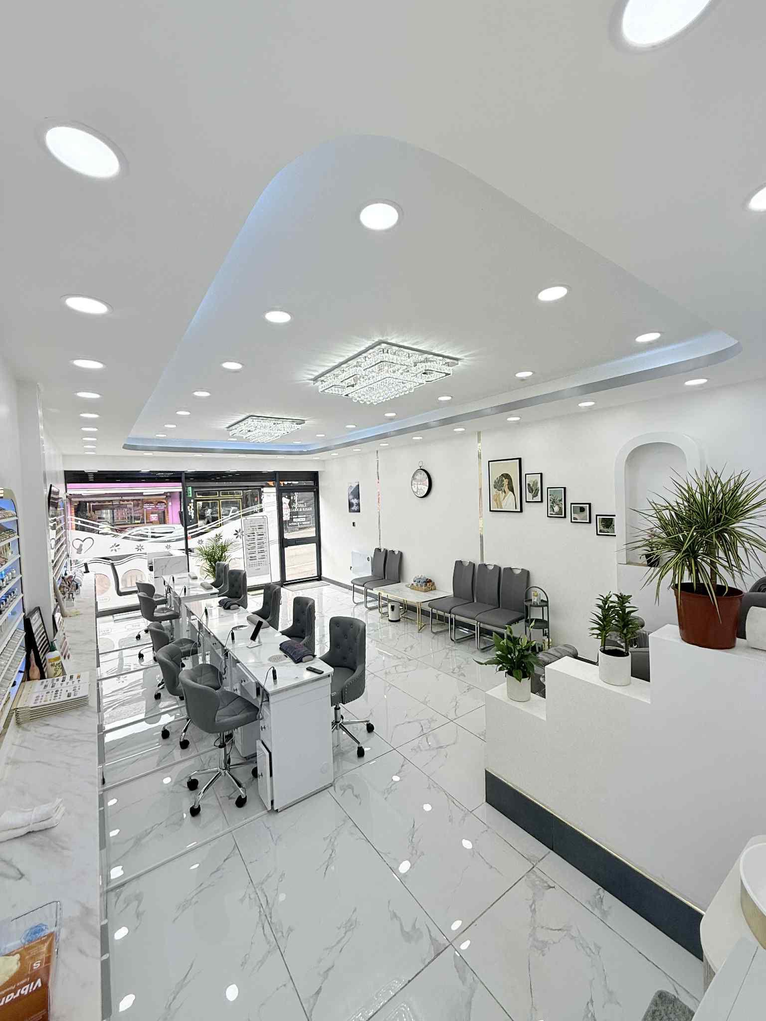 Gallery 25